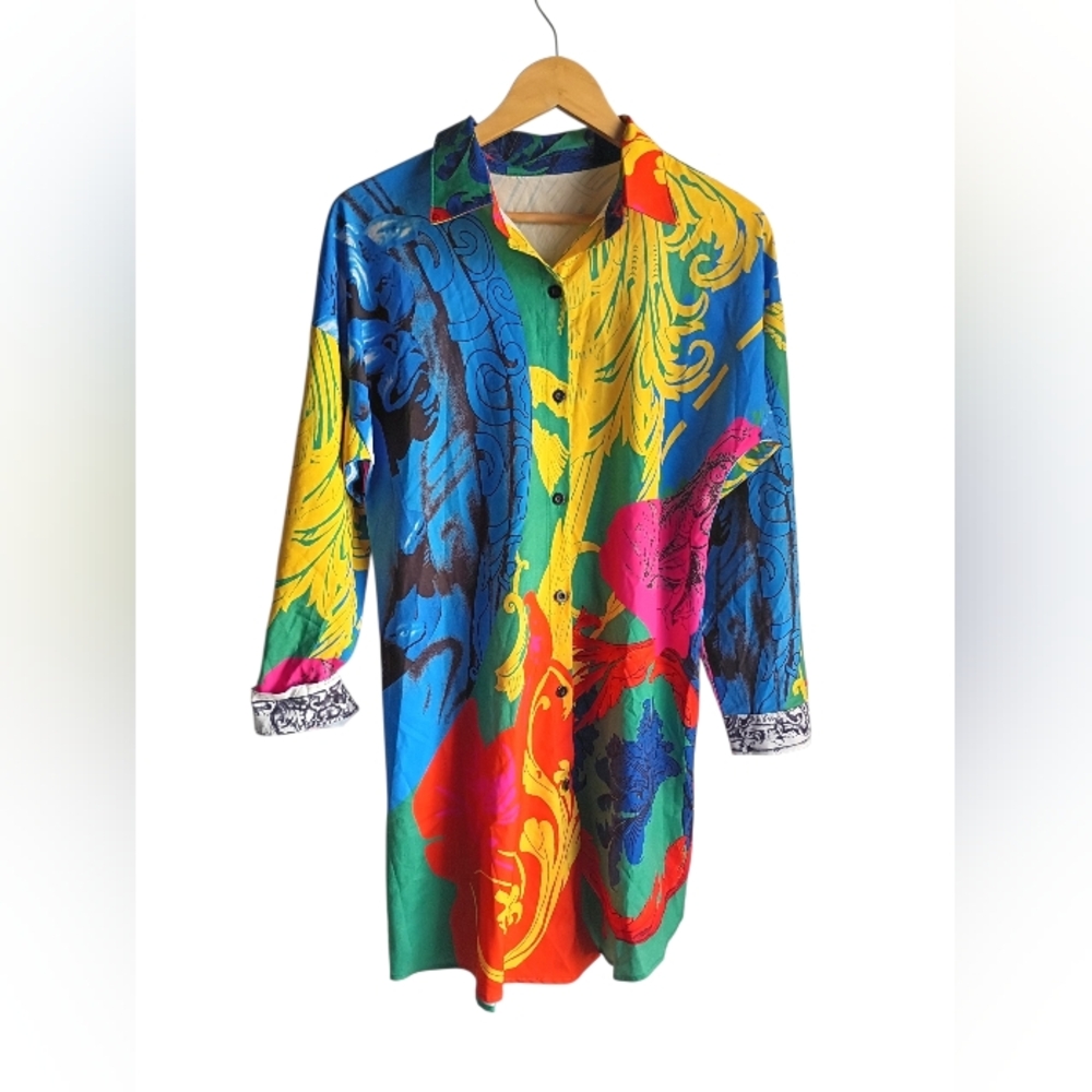 ❤️ Festive Vibrant Longsleeve Shirt Size 8